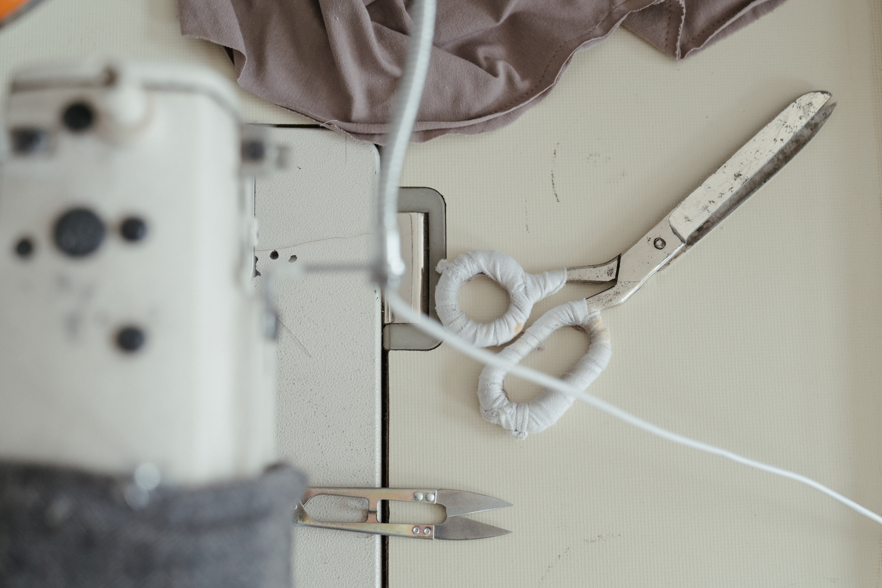 White and Blue Rope on White Metal Stand